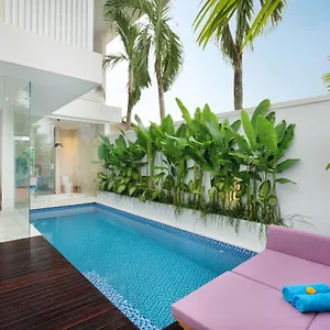 eight-palms-villa.ubudhotelsnow.com/